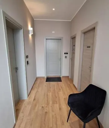 아파트 Funai Silver 트라파니